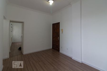 Sala de apartamento para alugar com 2 quartos, 60m² em Vista Alegre, Rio de Janeiro