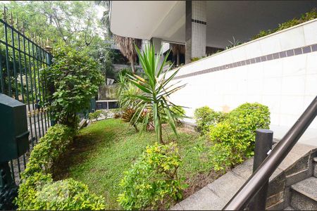 Apartamento para alugar com 127m², 3 quartos e 2 vagasEntrada