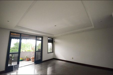 Apartamento para alugar com 127m², 3 quartos e 2 vagasSala