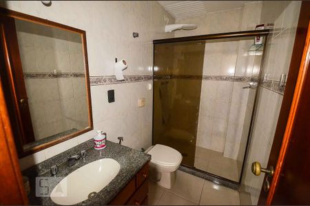 Apartamento para alugar com 127m², 3 quartos e 2 vagasBanheiro da Suíte
