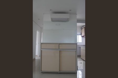 Sala/Cozinha de apartamento para alugar com 2 quartos, 56m² em Vila Bruna, São Paulo