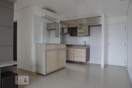 Sala/Cozinha de apartamento para alugar com 2 quartos, 56m² em Vila Bruna, São Paulo