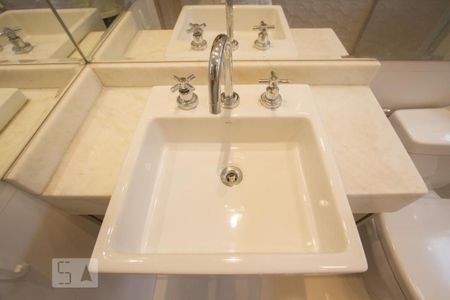 Apartamento à venda com 84m², 1 quarto e 1 vagaDetalhe Banheiro Suíte