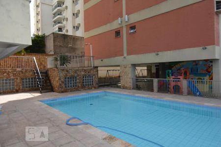 Apartamento à venda com 60m², 1 quarto e 1 vagaÁrea comum - Piscina