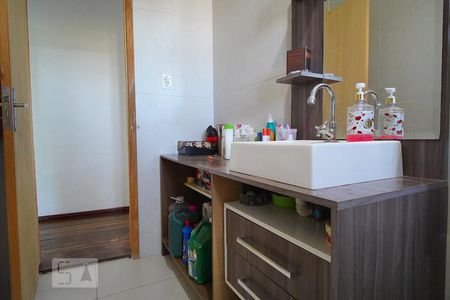 Casa à venda com 380m², 4 quartos e 2 vagasBanheiro