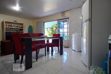 Casa à venda com 380m², 4 quartos e 2 vagasCozinha 2