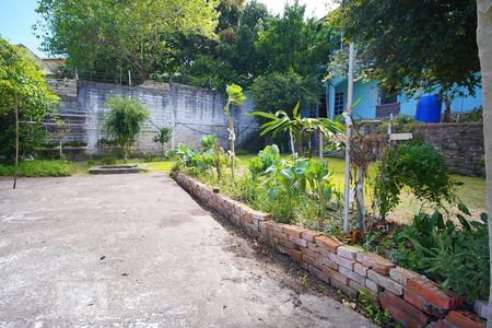 Casa à venda com 380m², 4 quartos e 2 vagasPátio