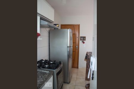 Cozinha de apartamento para alugar com 2 quartos, 58m² em Itaquera, São Paulo