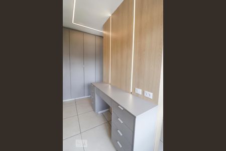 Apartamento à venda com 77m², 1 quarto e 1 vagaCloset