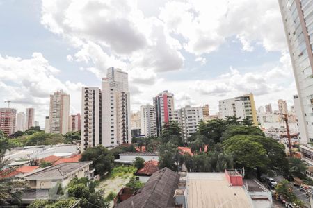 Apartamento à venda com 77m², 1 quarto e 1 vagaVista da suíte
