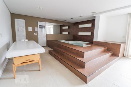 Apartamento à venda com 77m², 1 quarto e 1 vagaSpa