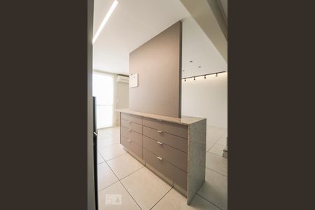 Apartamento à venda com 77m², 1 quarto e 1 vagaCozinha