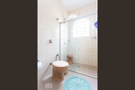 Casa à venda com 500m², 6 quartos e 3 vagas Casa à venda com 500m², 6 quartos e 3 vagasBanheiro da Suíte 2