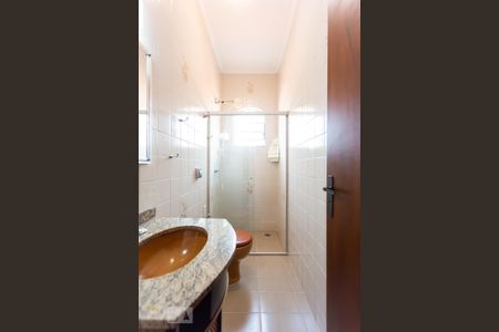 Casa à venda com 500m², 6 quartos e 3 vagas Casa à venda com 500m², 6 quartos e 3 vagasBanheiro da Suíte 5