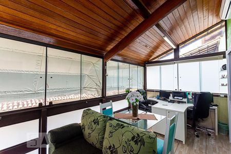 Suite  de casa de condomínio à venda com 3 quartos, 118m² em Sapê, Niterói