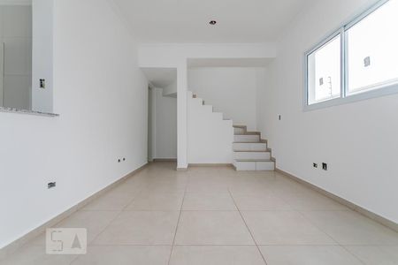 Sala de casa de condomínio para alugar com 3 quartos, 83m² em Jundiapeba, Mogi das Cruzes