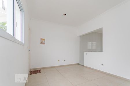 Sala de casa de condomínio para alugar com 3 quartos, 83m² em Jundiapeba, Mogi das Cruzes