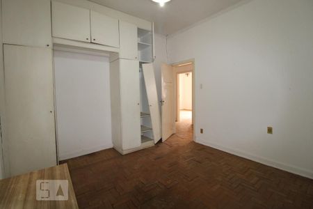 Casa à venda com 220m², 5 quartos e 2 vagasQuarto 1