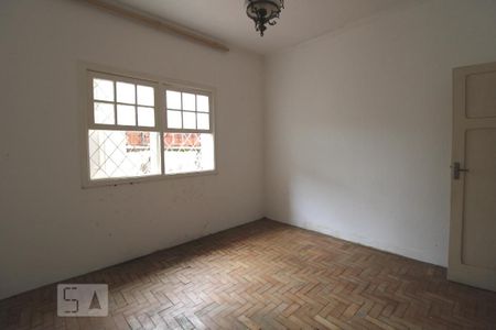 Casa à venda com 220m², 5 quartos e 2 vagasQuarto 3