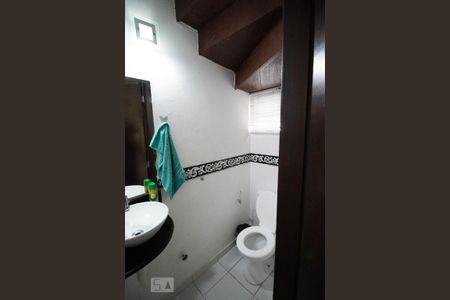 Lavabo de casa de condomínio à venda com 3 quartos, 118m² em Sapê, Niterói