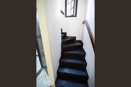 Escada de acesso de casa de condomínio à venda com 3 quartos, 118m² em Sapê, Niterói
