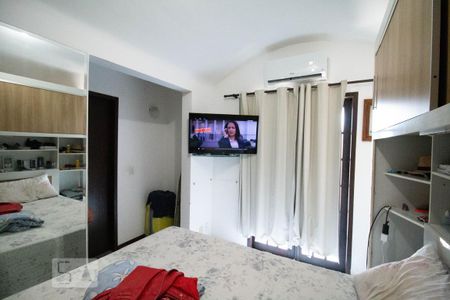 Casa de condomínio à venda com 118m², 3 quartos e 2 vagas Casa de condomínio à venda com 118m², 3 quartos e 2 vagasSuite