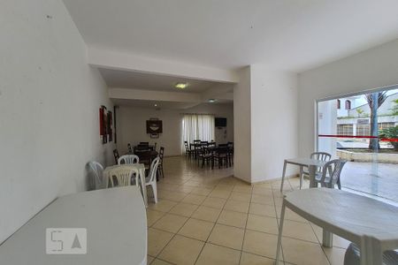 Apartamento para alugar com 57m², 2 quartos e 1 vaga Apartamento para alugar com 57m², 2 quartos e 1 vagaÁrea comum - Salão de festas