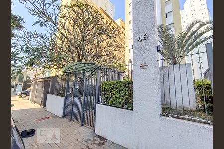 Apartamento para alugar com 55m², 2 quartos e 1 vagaFachada