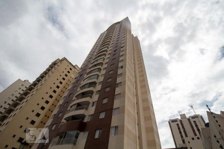 Apartamento à venda com 73m², 3 quartos e 2 vagasFachada