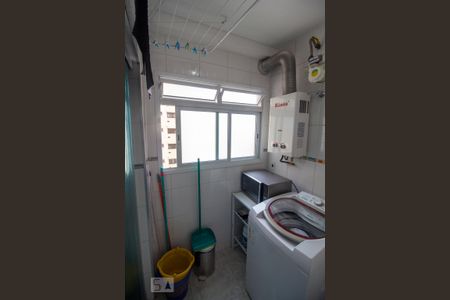 Apartamento à venda com 73m², 3 quartos e 2 vagasLavanderia