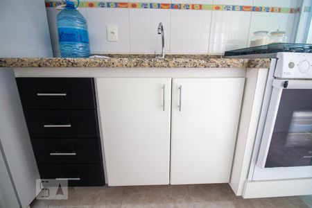 Apartamento à venda com 73m², 3 quartos e 2 vagasCozinha - Armários