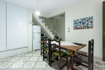 Casa à venda com 250m², 3 quartos e 1 vaga Casa à venda com 250m², 3 quartos e 1 vagaCozinha