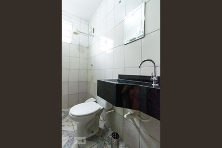 Casa à venda com 250m², 3 quartos e 1 vaga Casa à venda com 250m², 3 quartos e 1 vagaBanheiro 1