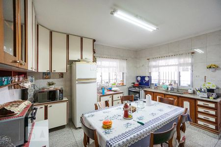Casa à venda com 600m², 4 quartos e 2 vagasCozinha
