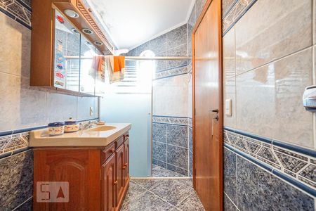 Casa à venda com 600m², 4 quartos e 2 vagasBanheiro da suíte 03