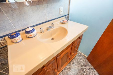 Casa à venda com 600m², 4 quartos e 2 vagasPia