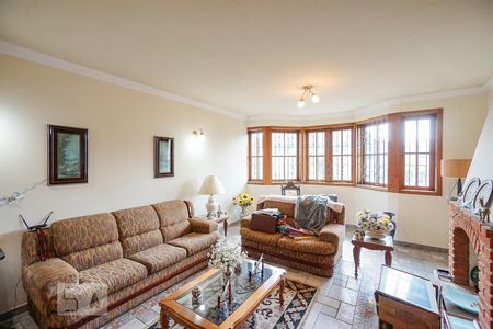 Casa à venda com 600m², 4 quartos e 2 vagasSala do segundo andar