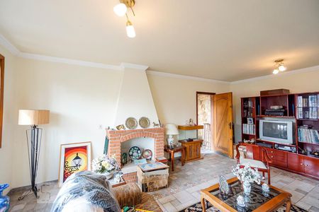 Casa à venda com 600m², 4 quartos e 2 vagasSala do segundo andar