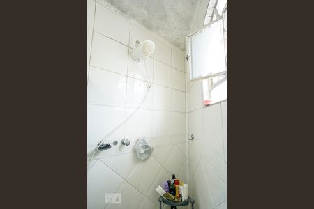 Casa à venda com 600m², 4 quartos e 2 vagasChuveiro