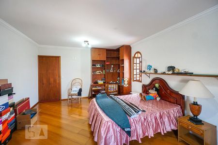 Casa à venda com 600m², 4 quartos e 2 vagasSuíte 03