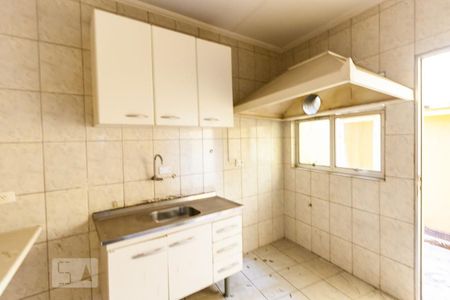 Casa à venda com 500m², 8 quartos e 6 vagasCozinha