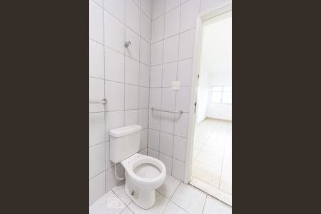 Casa à venda com 500m², 8 quartos e 6 vagasBanheiro 2