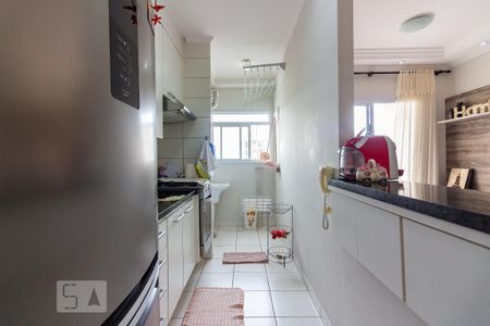 Cozinha de apartamento à venda com 2 quartos, 57m² em Umuarama, Osasco