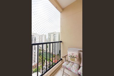 Varanda de apartamento à venda com 2 quartos, 57m² em Umuarama, Osasco