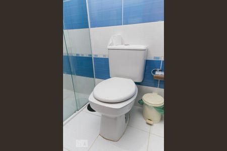 Casa de condomínio para alugar com 140m², 3 quartos e 1 vagaBanheiro