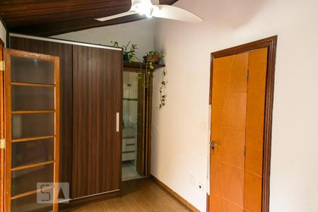 Casa de condomínio para alugar com 140m², 3 quartos e 1 vagaSuíte 