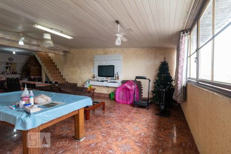 Casa à venda com 350m², 5 quartos e 3 vagasÁrea churrasqueira