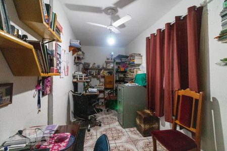 Casa à venda com 350m², 5 quartos e 3 vagasEscritório