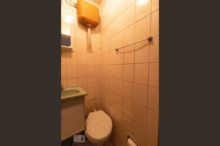 Casa à venda com 350m², 5 quartos e 3 vagasBanheiro 1