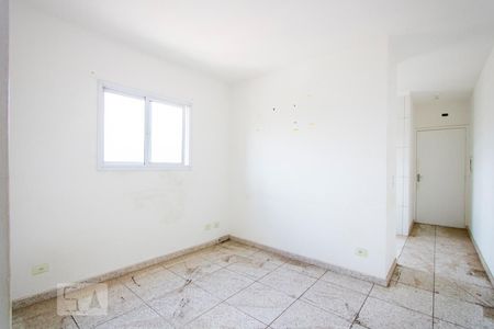 Sala de apartamento à venda com 2 quartos, 56m² em Vila Curuçá, Santo André